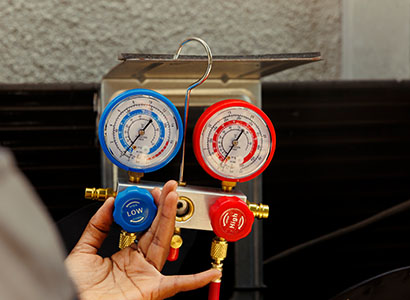 Experienced Aircon Technicians Singapore Gas Refill