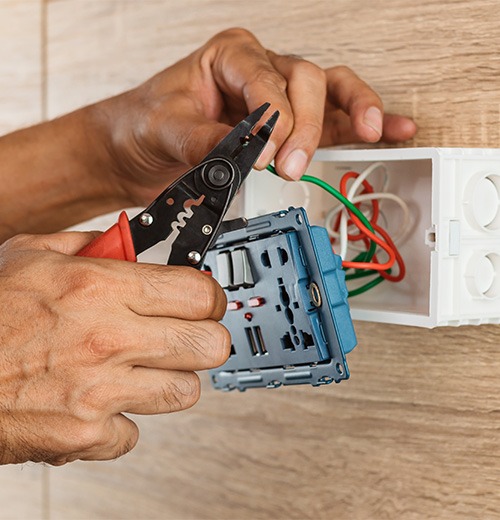 Professional Electrician Service